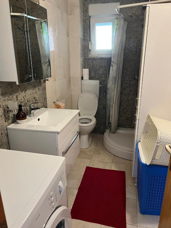 Kristo Apartment *